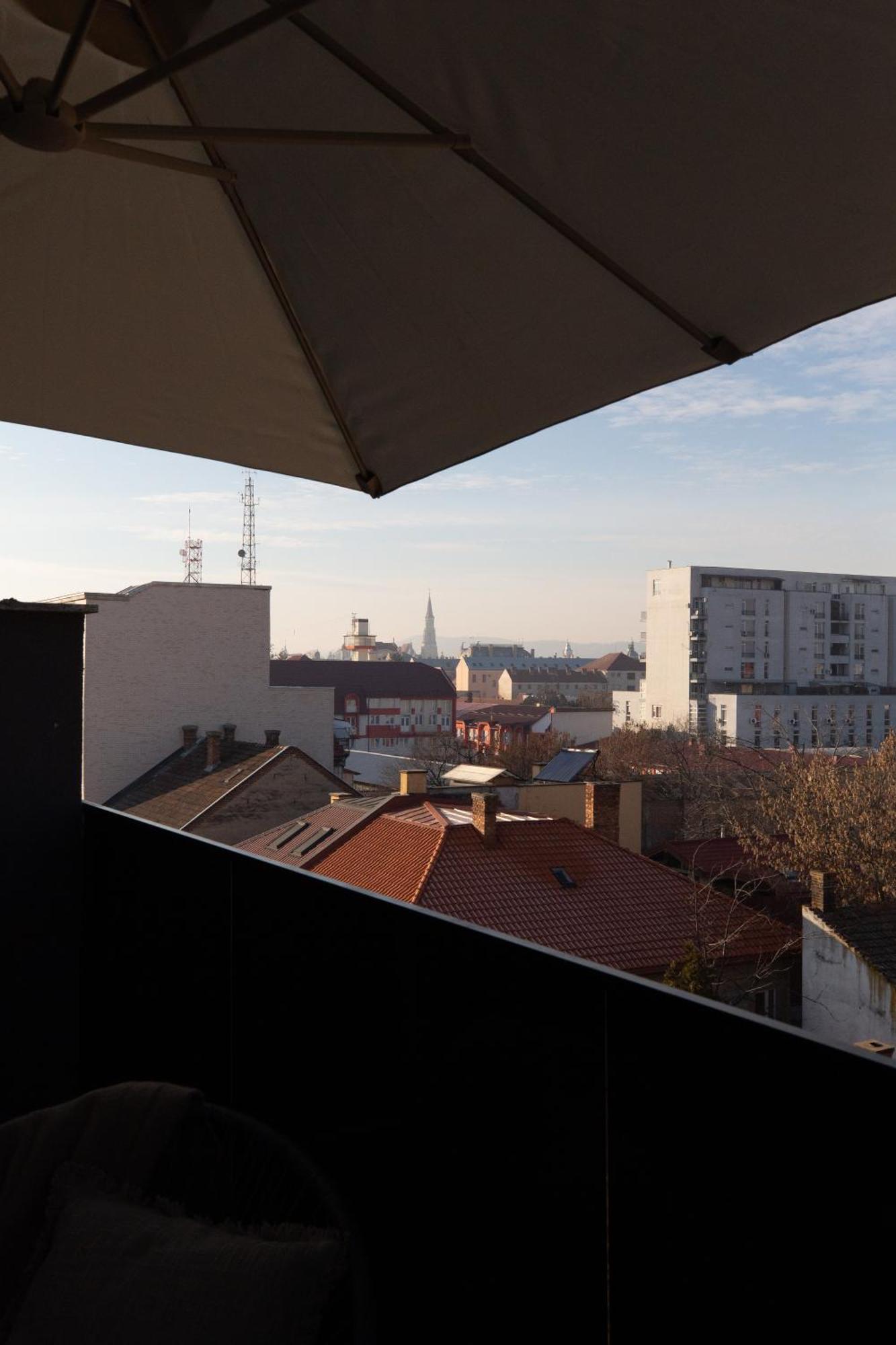 Unique City View Apartment Balcony & Parking Space Cluj-Napoca Exterior photo